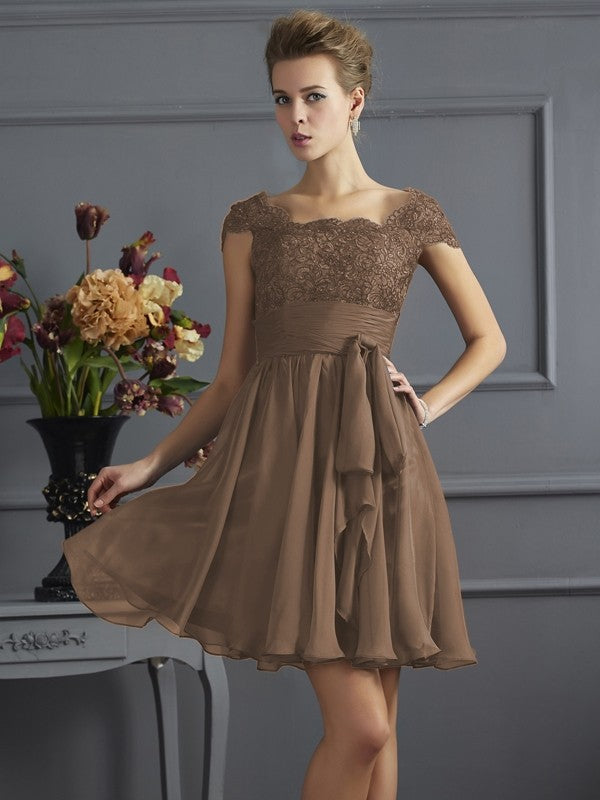 Chic Short Sleeves Lace Short Chiffon Bridesmaid Dresses