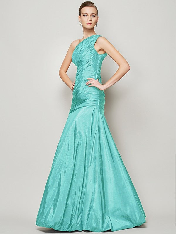 Classy Sleeveless One Shoulders Pleats Long Taffeta Bridesmaid Dresses