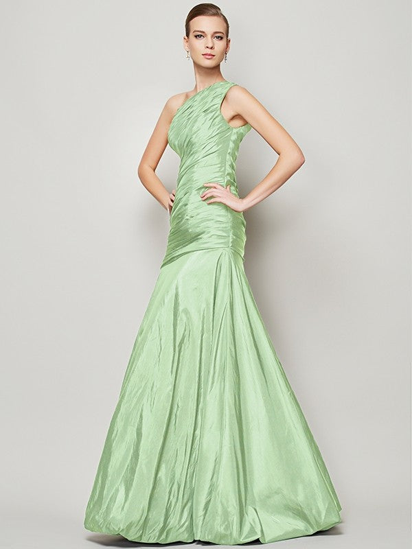 Classy Sleeveless One Shoulders Pleats Long Taffeta Bridesmaid Dresses