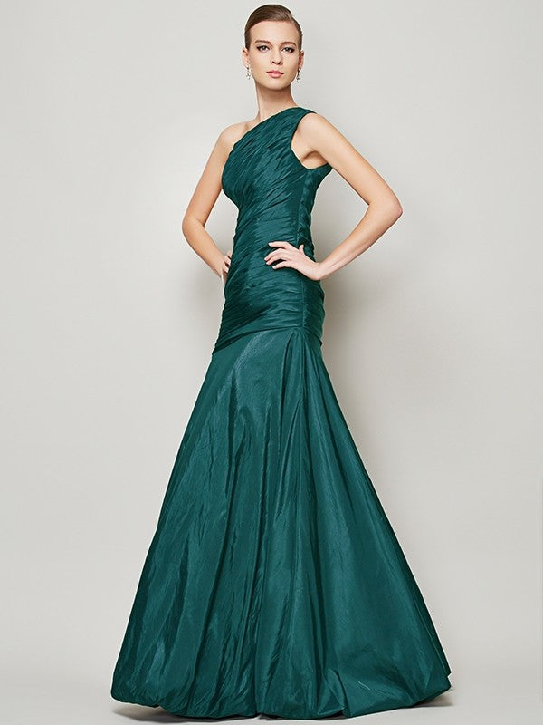 Classy Sleeveless One Shoulders Pleats Long Taffeta Bridesmaid Dresses