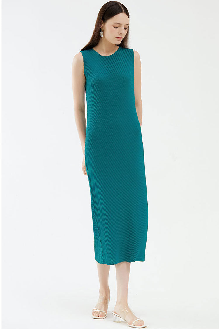 Comfy Diagonal Pleated Crew Neck Sheath Sleeveless Midi Dress - Emerald Green - Fashionpara