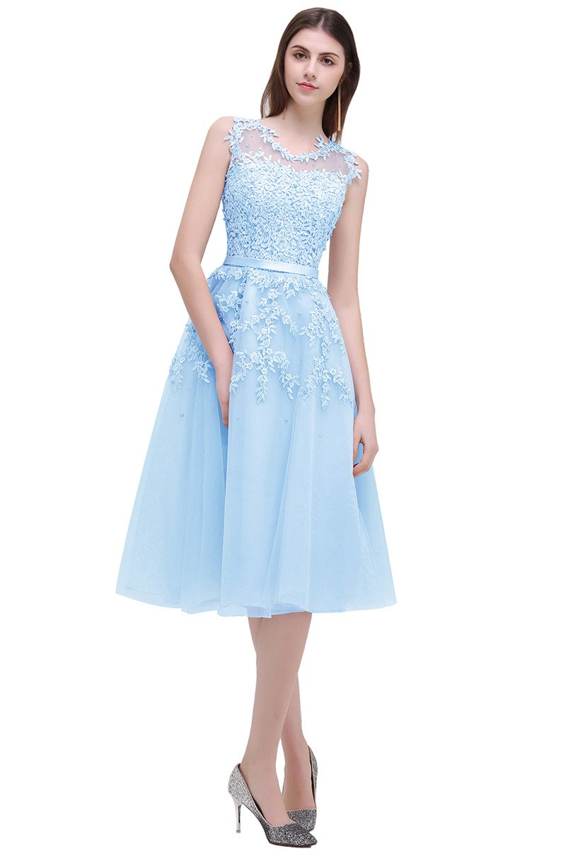 Stunning Sleeveless Tulle Knee-Length Prom Dress With Lace Appliques