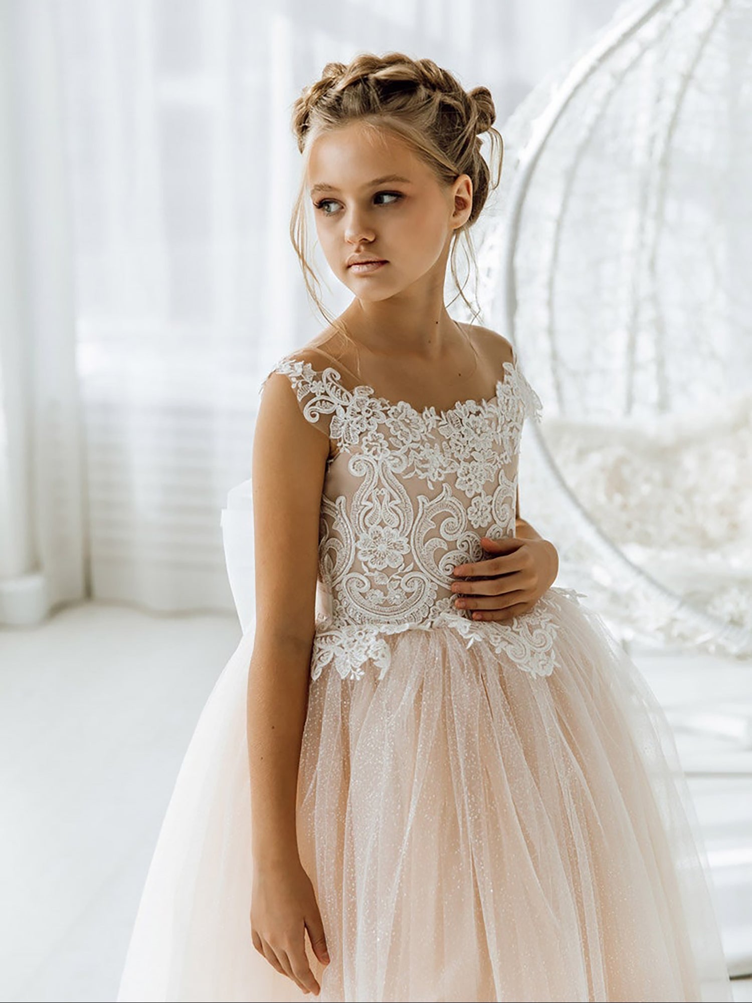 Cute Sleeveless Floral Lace Champagne Flower Girl Dress - Fashionpara