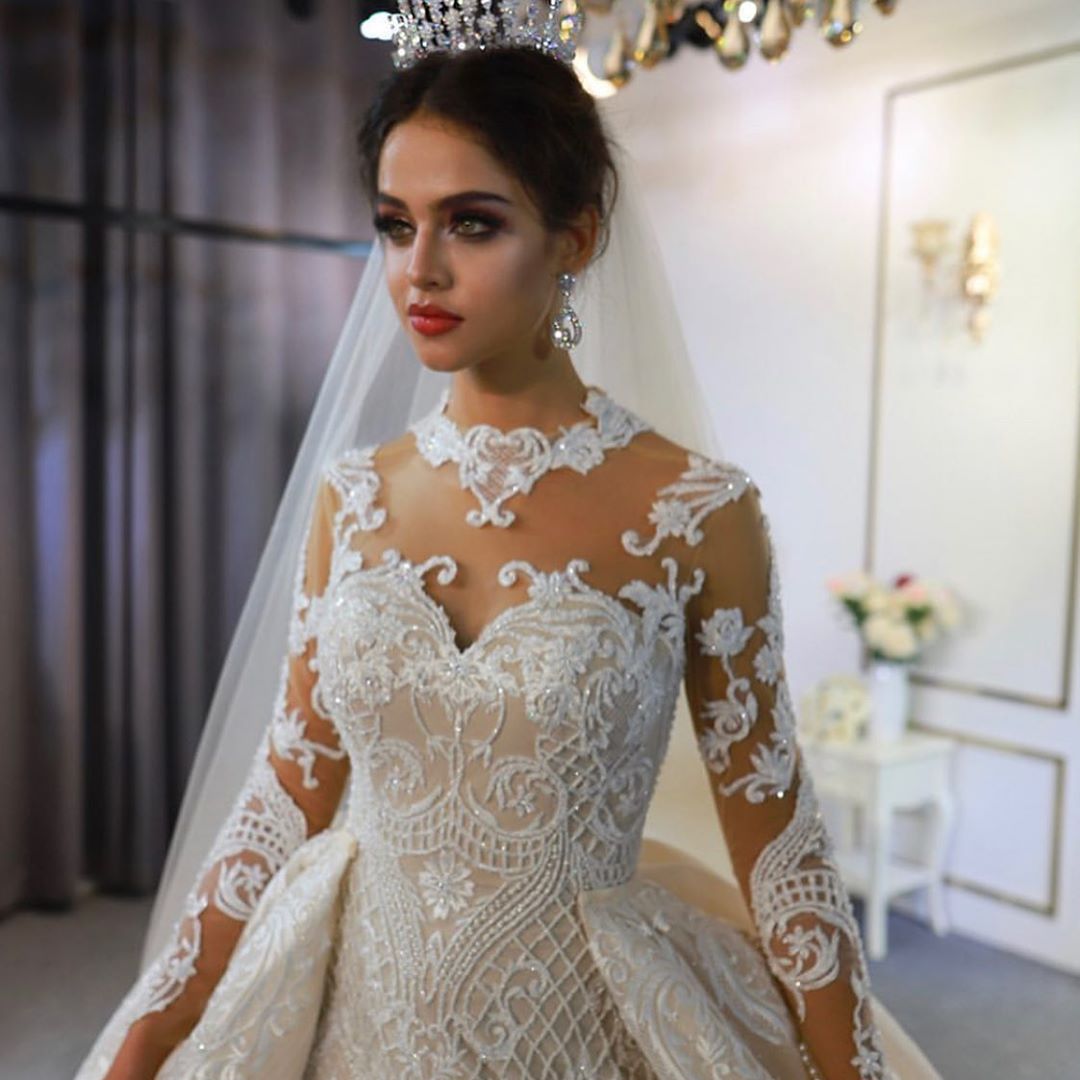 A-Line Sweetheart Bridal Gown Long Sleeves Floor-Length Lace Appliques