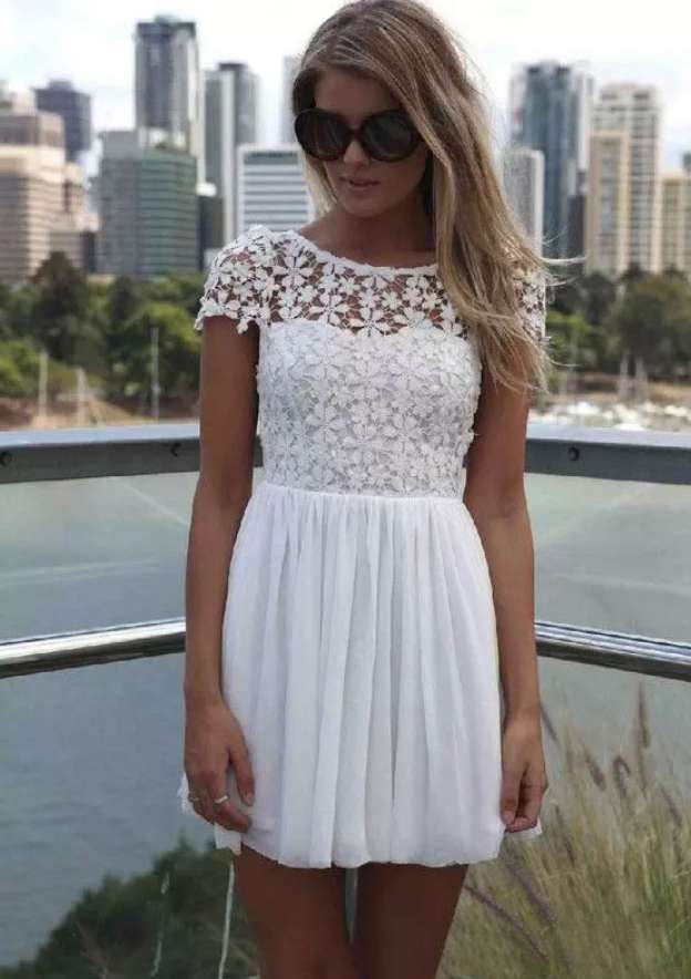 Elegant A-line Bateau Short Sleeve Chiffon Homecoming Dress with Lace