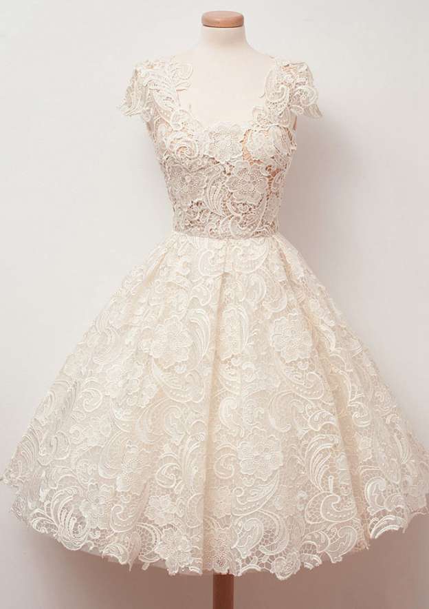 Elegant A-line Scalloped Neck Short Sleeve Lace Homecoming Dress