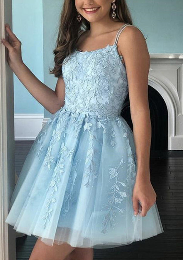 Elegant A-line Scoop Neck Lace Homecoming Dress With Beading