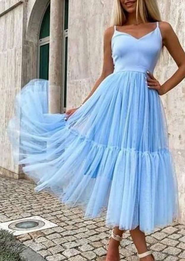 Elegant A-line V-Neck Sleeveless Tea-Length Tulle Homecoming Dress