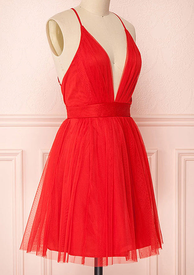 Elegant A-line V Neck Sleeveless Tulle Short Homecoming Dress With Pleated