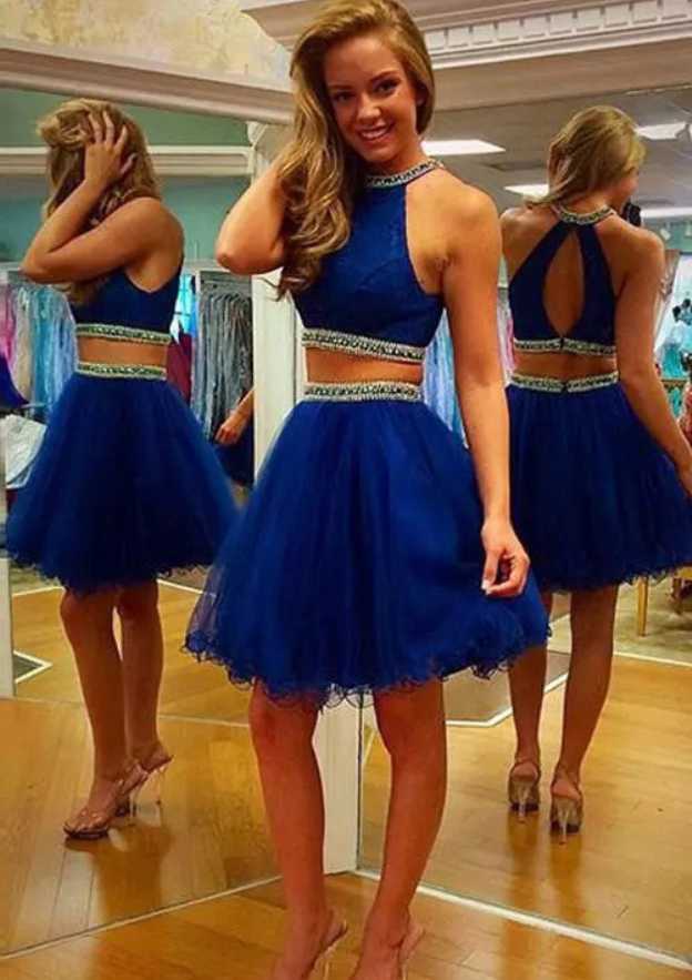 Elegant A-line/Princess Bateau Short Tulle Homecoming Dress With Beaded