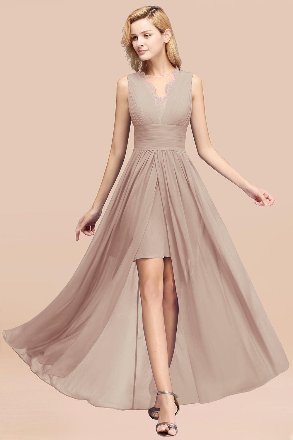 Elegant Chiffon Lace Jewel Sleeveless Bridesmaid Dresses with Ruffle