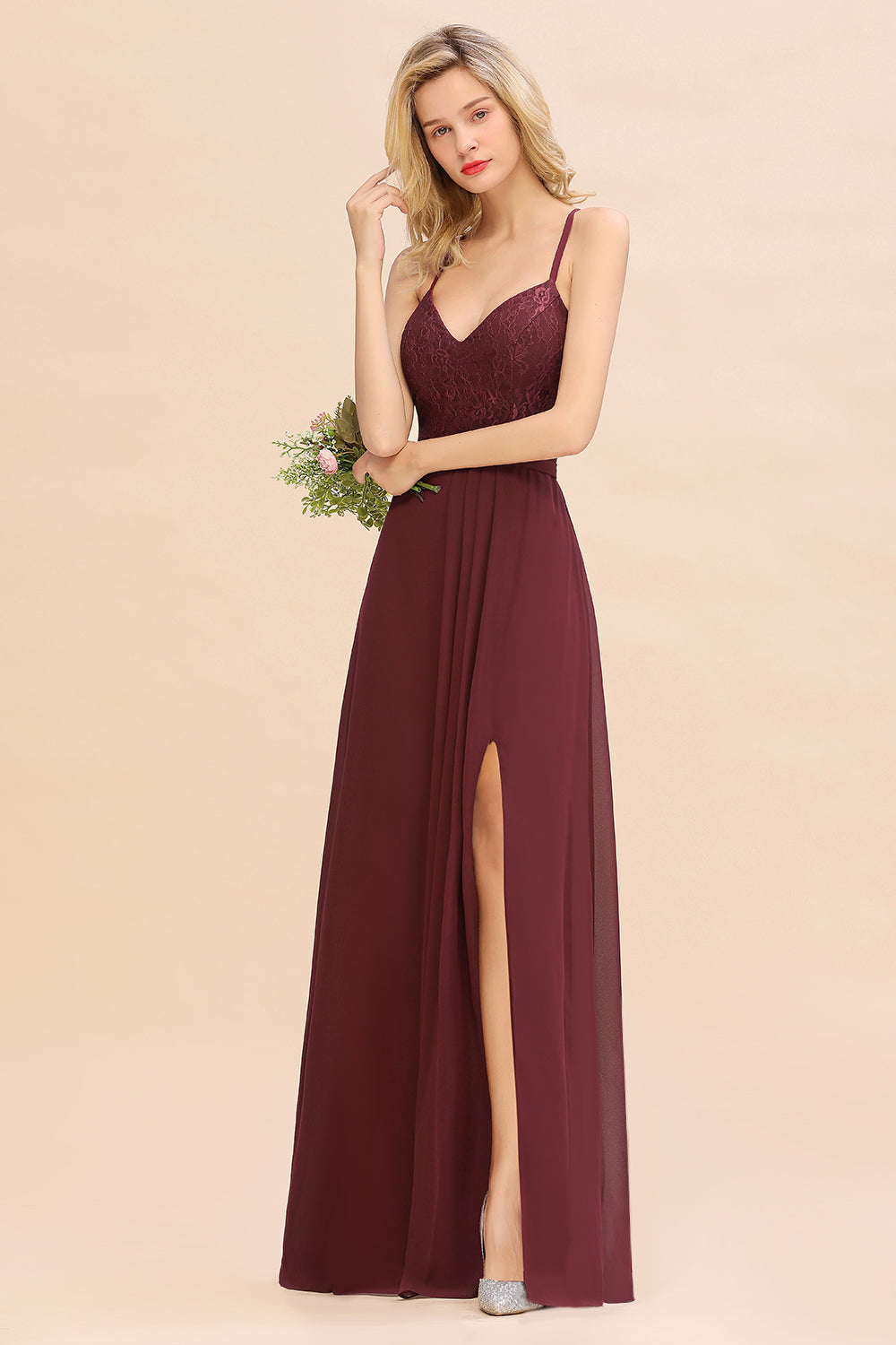 Elegant CrissCross Back Burgundy Lace Bridesmaid Dresses With Spaghetti Straps