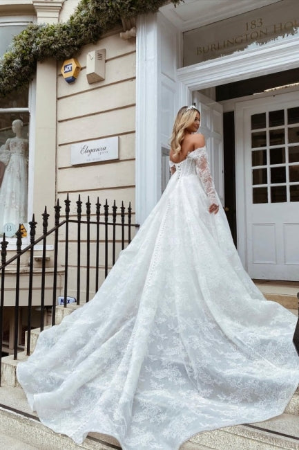 Elegant Sweetheart Long Sleeve A-Line Lace Wedding Dress