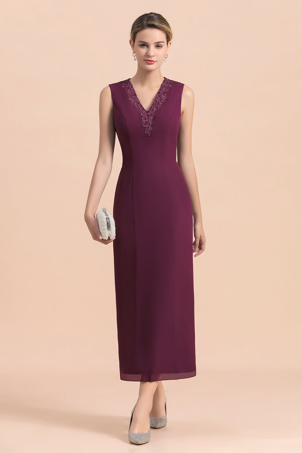 Elegant V-Neck SLeeveless Apppliques Grape Mother of Bride Dress with Wraps - Fashionpara