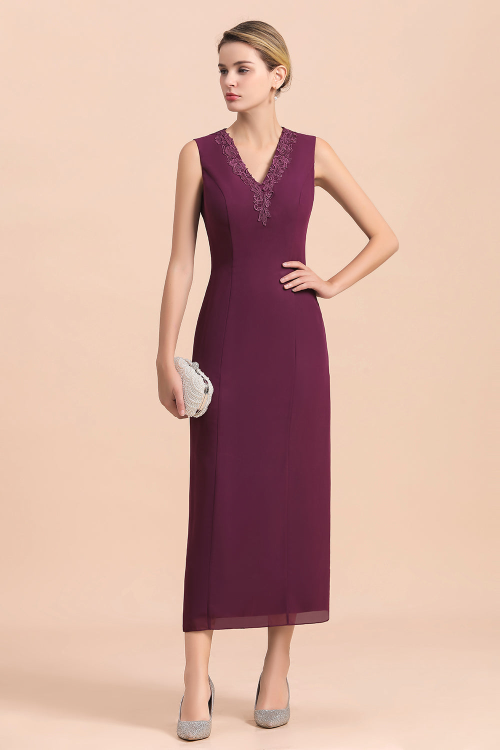 Elegant V-Neck SLeeveless Apppliques Grape Mother of Bride Dress with Wraps - Fashionpara