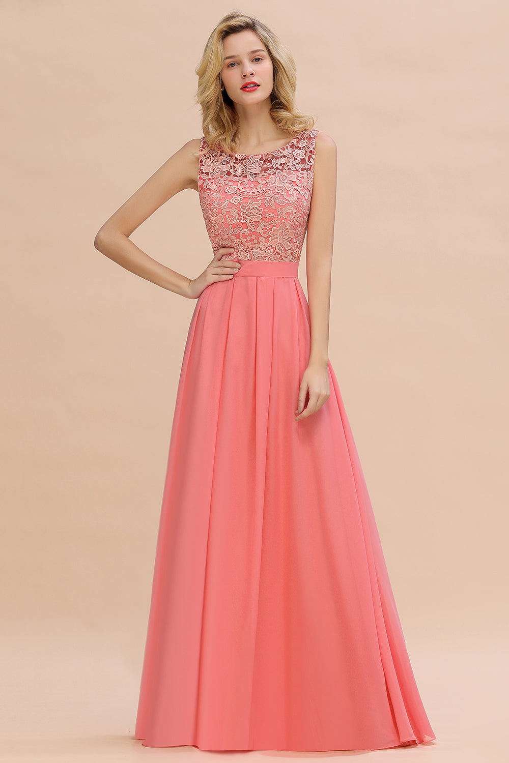 Exquisite Lace Scoop Sleeveless Bridesmaid dresses with Ruffle