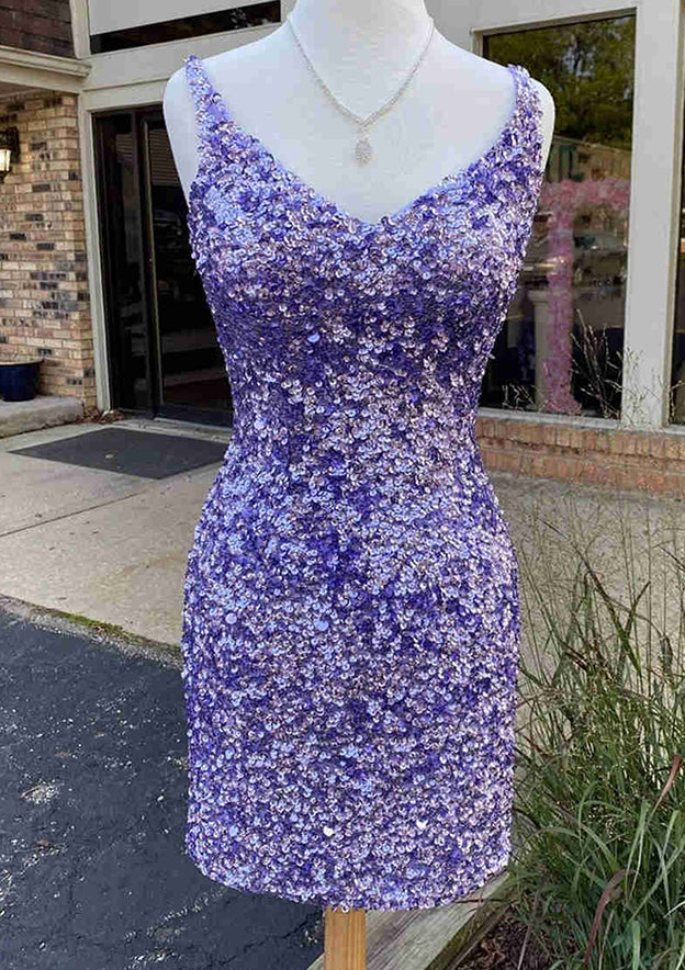 Glamorous Beautiful Sequined V-Neck Short Dress for Homecoming