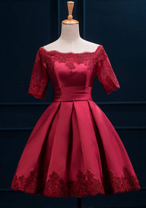 Glamorous Satin Appliqued Lace Elegant A-line/Princess Knee-Length Cocktail Dress