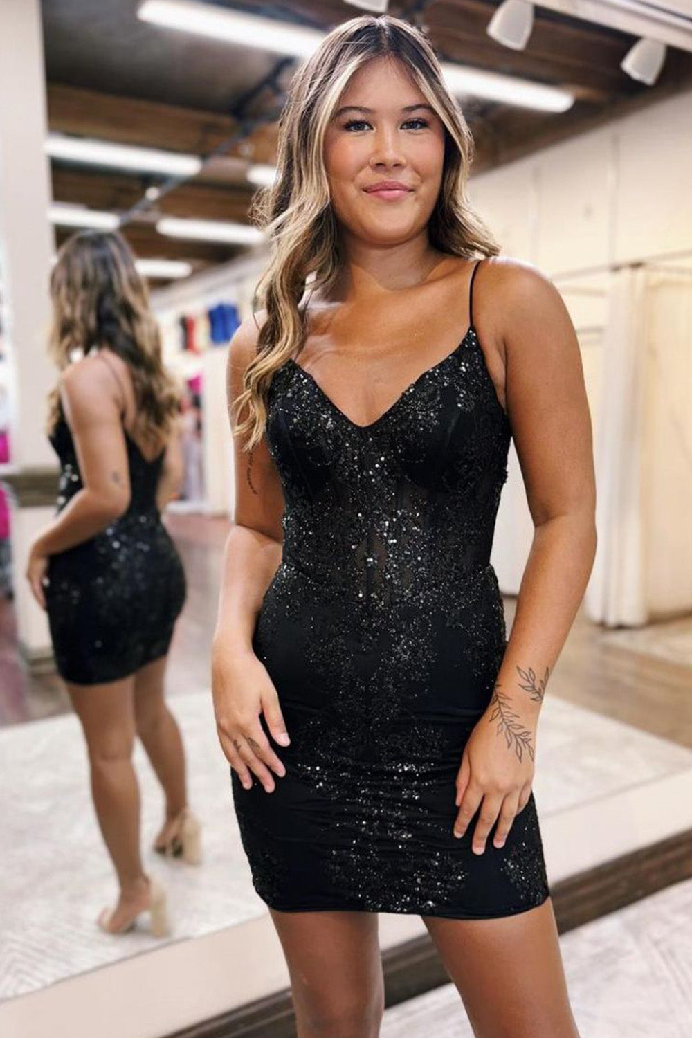 Glittery Sparkling Bodycon Zipper-Back Spaghetti Strap Short Homecoming Dress