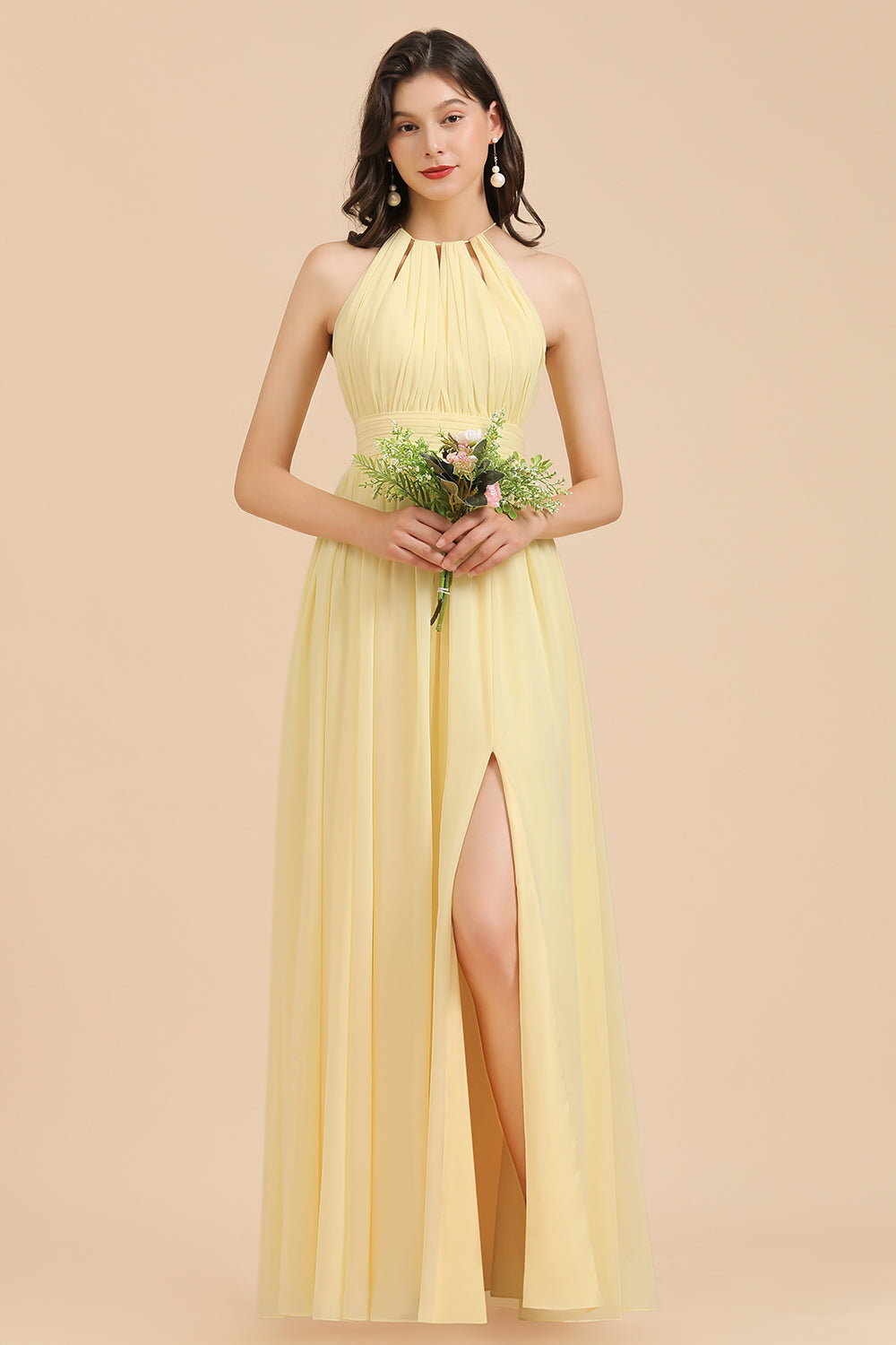 Halter Sleeveless Daffodil Chiffon Bridesmaid Dresses with Ruffles