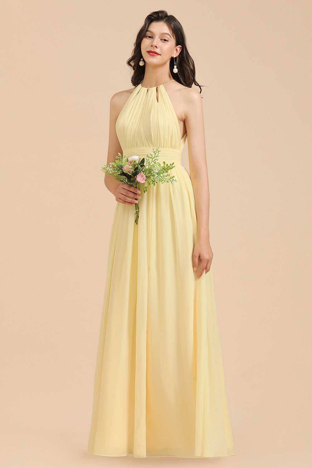 Halter Sleeveless Daffodil Chiffon Bridesmaid Dresses with Ruffles