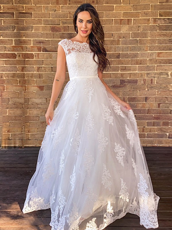 A-Line/Princess Lace Sleeveless Scoop Sweep/Brush Train Wedding Dresses