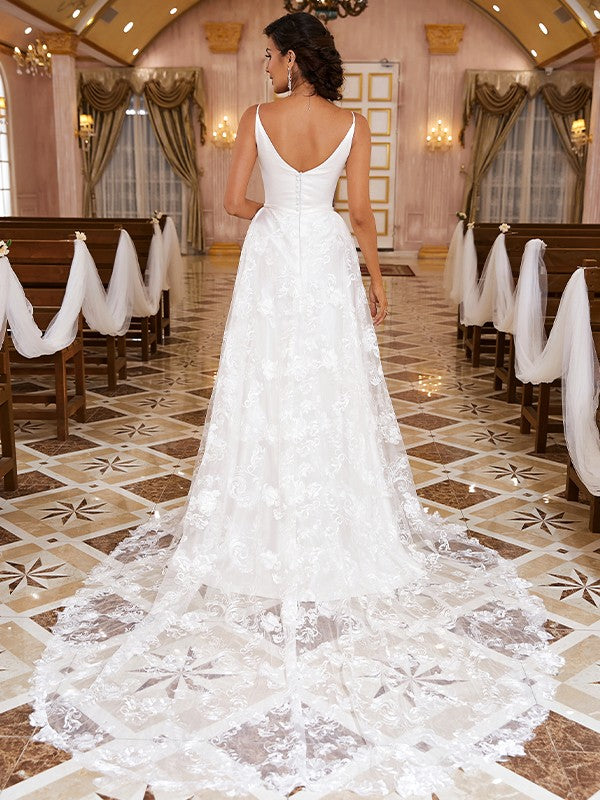 A-Line/Princess Lace Applique Spaghetti Straps Sleeveless Sweep/Brush Train Wedding Dresses