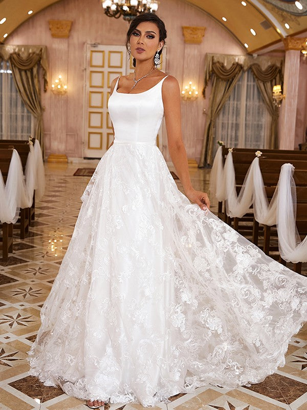 A-Line/Princess Lace Applique Spaghetti Straps Sleeveless Sweep/Brush Train Wedding Dresses