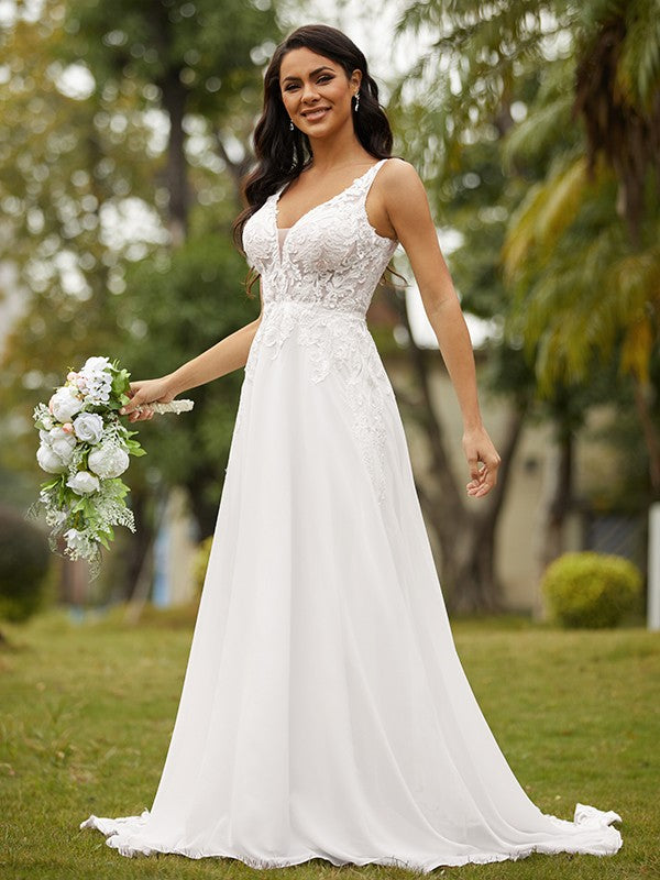 A-Line/Princess Chiffon Lace V-neck Sleeveless Court Train Wedding Dresses