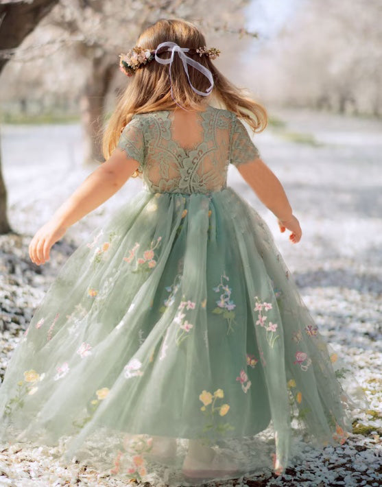 Lovely Green Cap Sleeves A-line Flower Girl Dresses With Appliques - Fashionpara