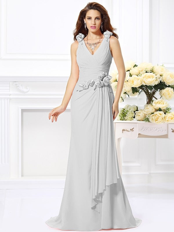 Mermaid Gorgeous V-neck Hand-Made Flower Sleeveless Long Chiffon Bridesmaid Dresses