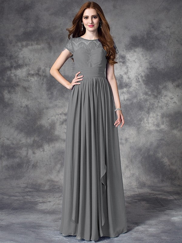 Modern Bateau Lace Sleeveless Long Chiffon Bridesmaid Dresses