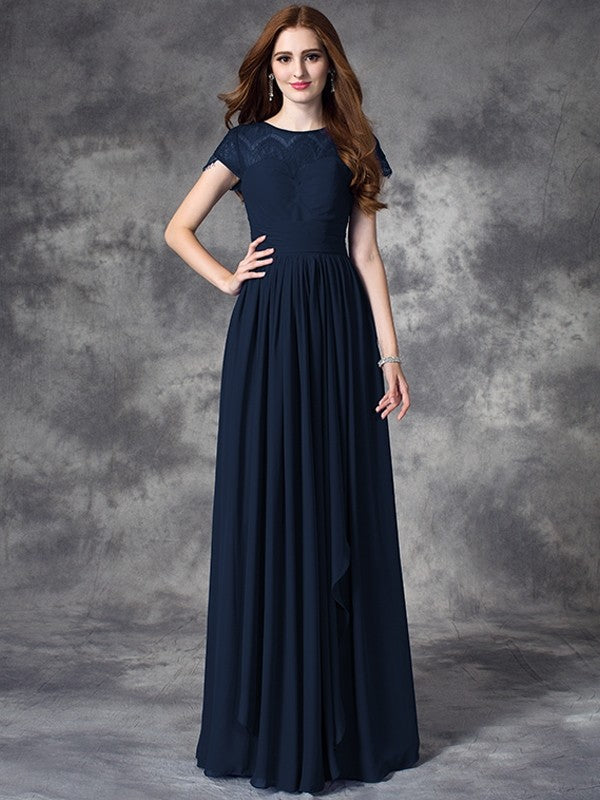 Modern Bateau Lace Sleeveless Long Chiffon Bridesmaid Dresses