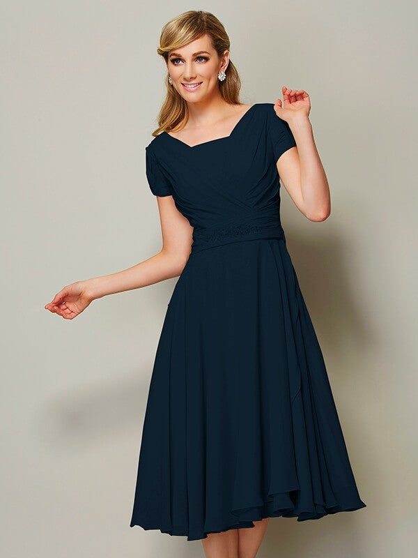 Modern Bateau Short Sleeves Ruffles Short Chiffon Bridesmaid Dresses