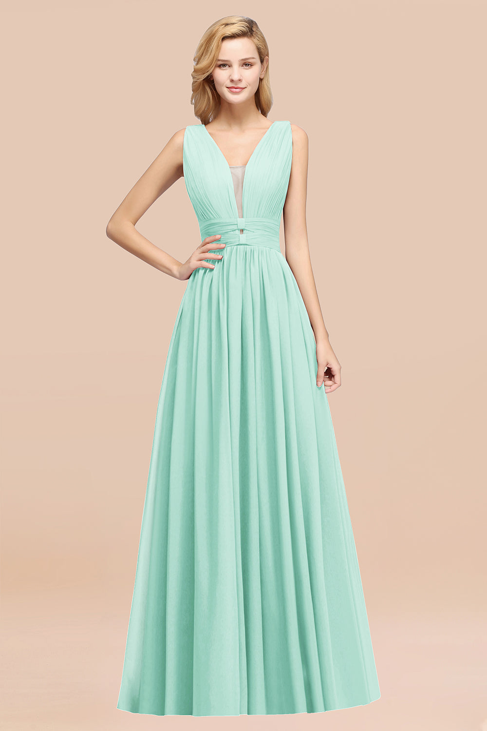 Modest Dark Green Long Bridesmaid Dresses Deep V-Neck Chiffon Maid of Honor Dress