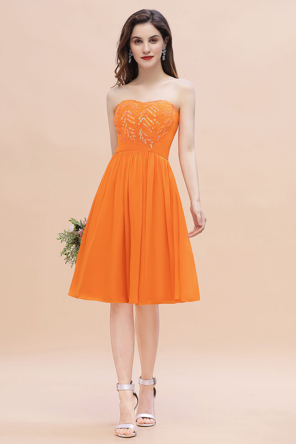 Pretty Strapless Sweetheart Chiffon Sequins Short Bridesmaid Dresses with Ruffles