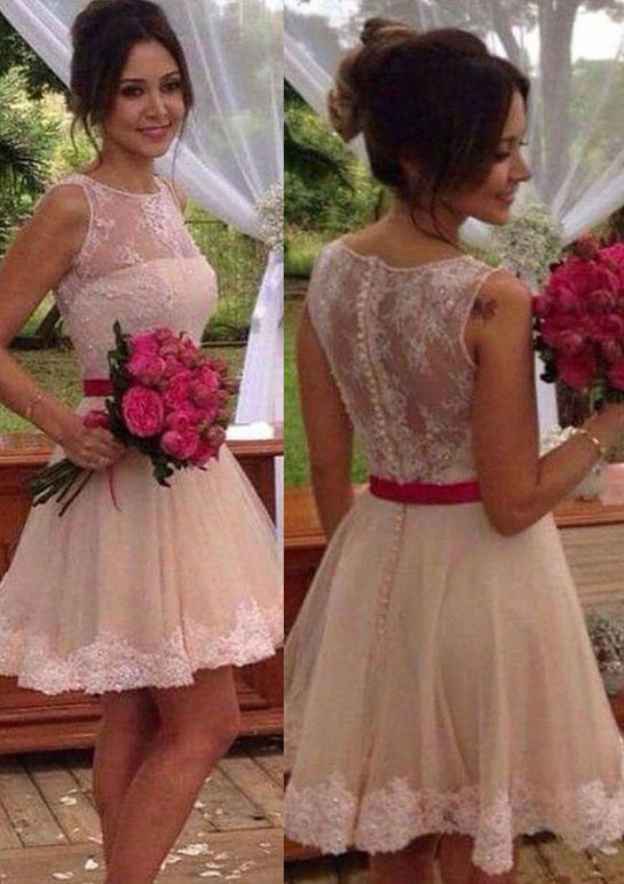 Short Elegant A-line Princess Dress with Appliqued Bateau Covered Buttons for Prom