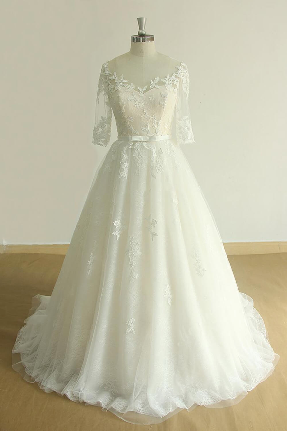 Unique Halfsleeves Lace Tulle Wedding Dress A-line White Appliques Bridal Gowns On Sale