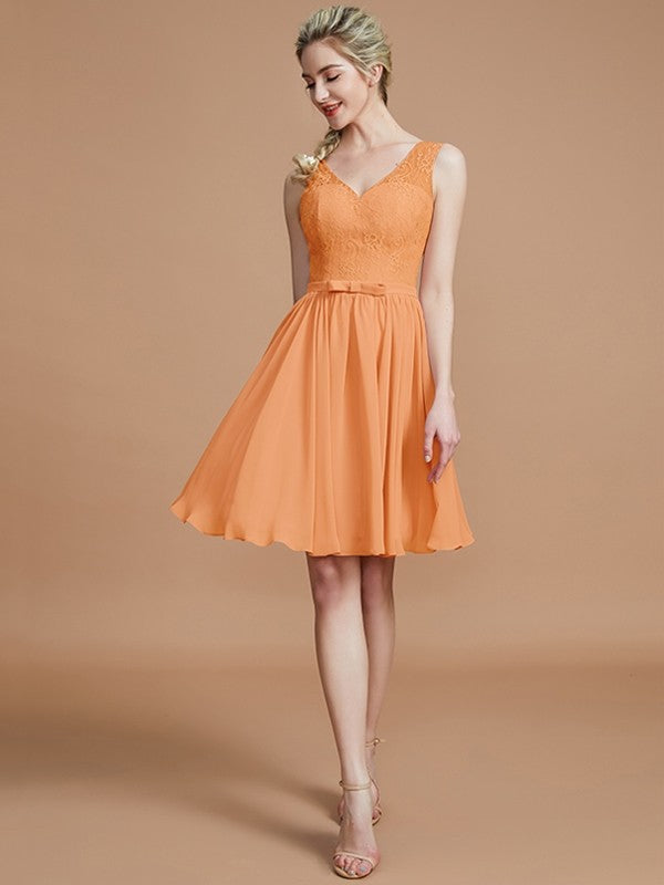 V-Neck Elegant Sleeveless Lace Short/Mini Chiffon Bridesmaid Dresses