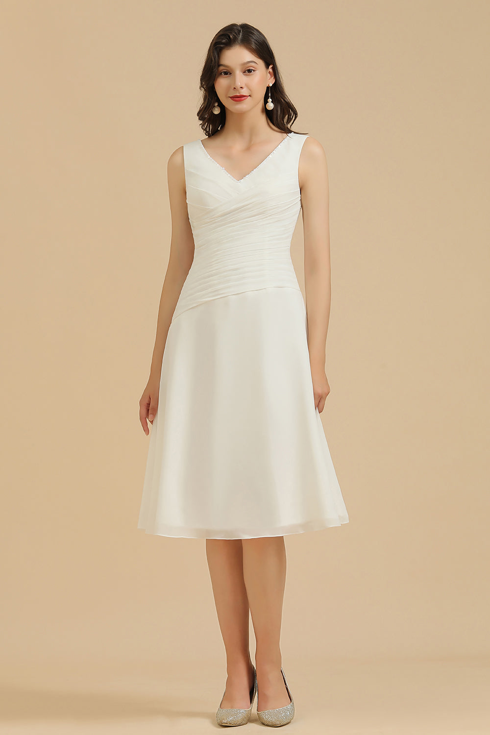 V-Neck Knee-length Chiffon Bridesmaid Dresses