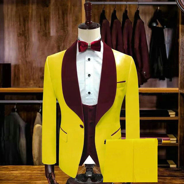 Yellow One Button Wedding Groom Suits with Velvet Lapel