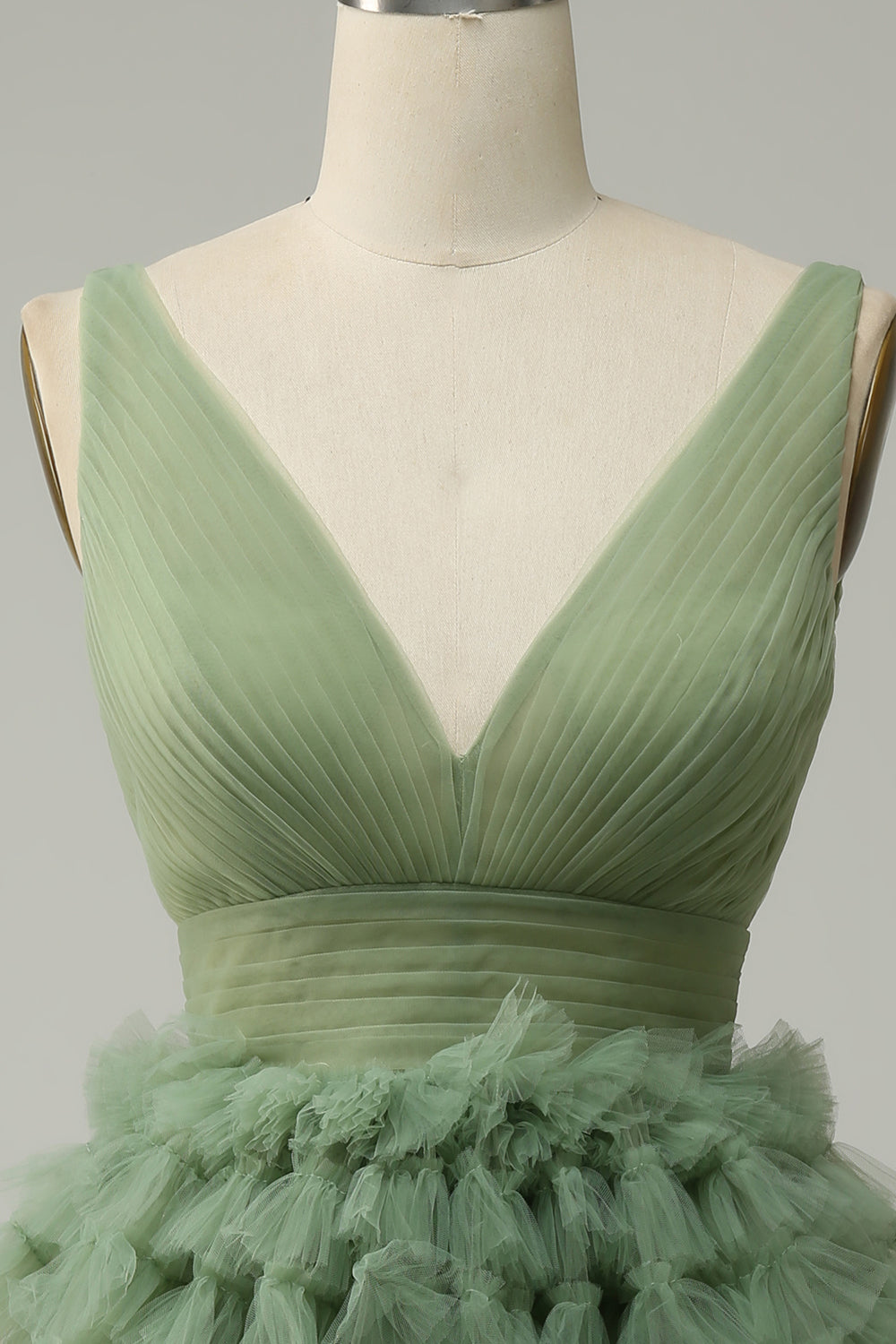 Green Tulle V-Neck Short Homecoming Dress With Open Back